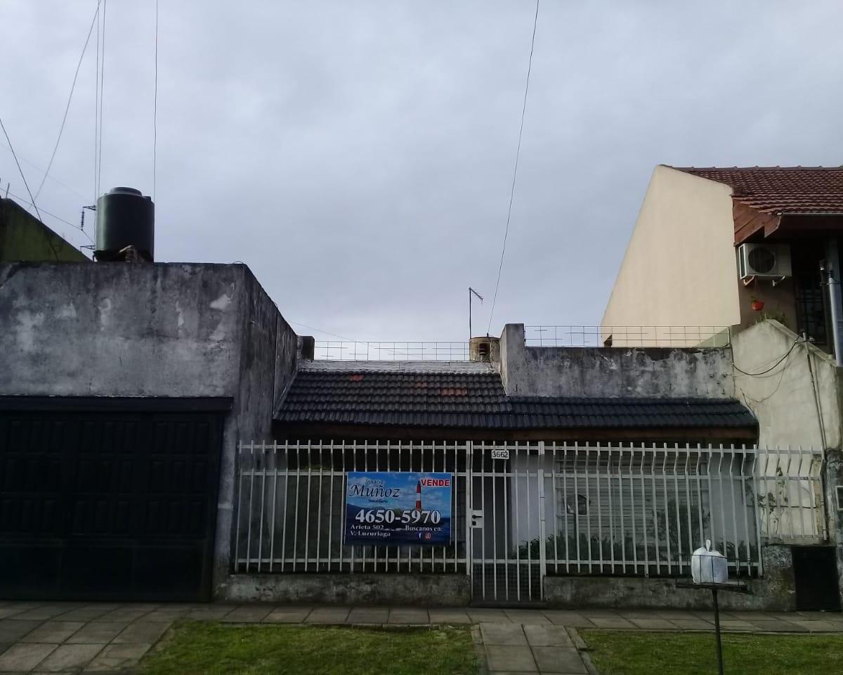 Casa 3 ambientes con garaje, sobre lote de 237 m2