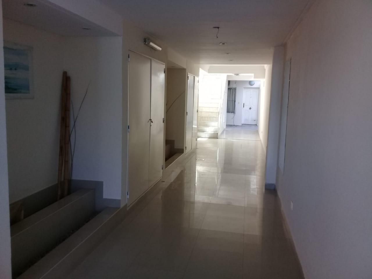 Foto de Departamento 2 ambientes, al frente con balcón., imagen 2
