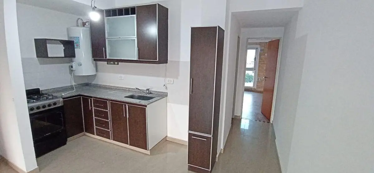 Departamento 2 ambientes con cochera doble 2