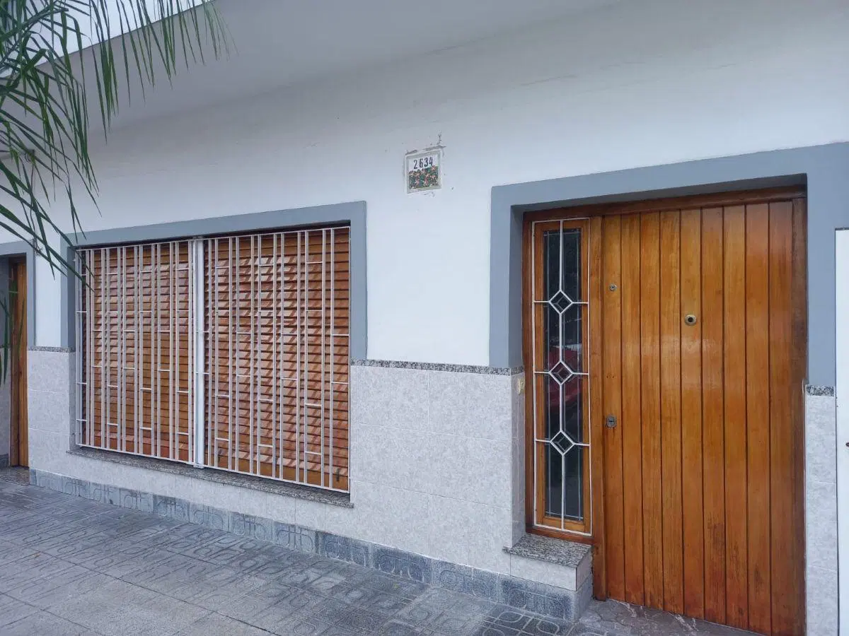 OFICINA PARA USO PROFESIONAL Y/O COMERCIAL. PLANTA BAJA CON ENTRADA INDEPENDIENTE. 3