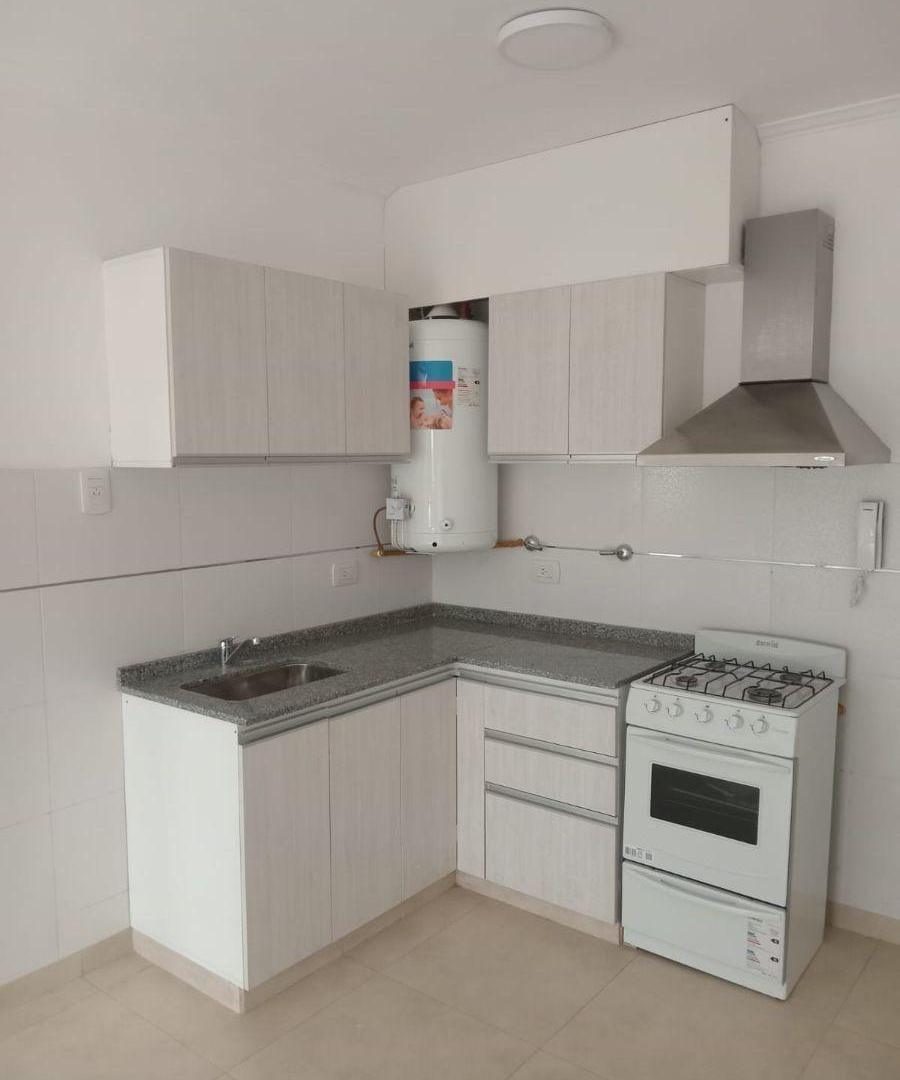Foto de Departamento 2 ambientes con balcón y cochera, imagen 4