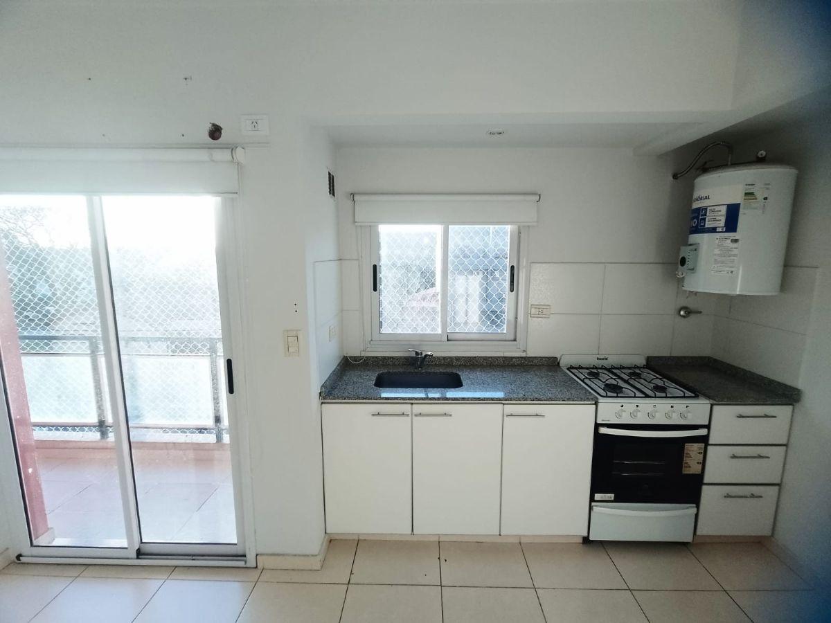 Foto de Departamento 2 ambientes, al frente con balcón., imagen 5