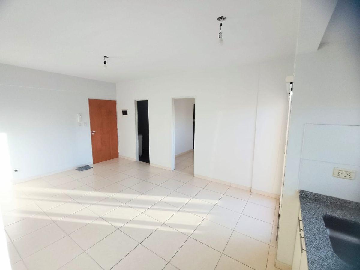 Foto de Departamento 2 ambientes, al frente con balcón., imagen 4