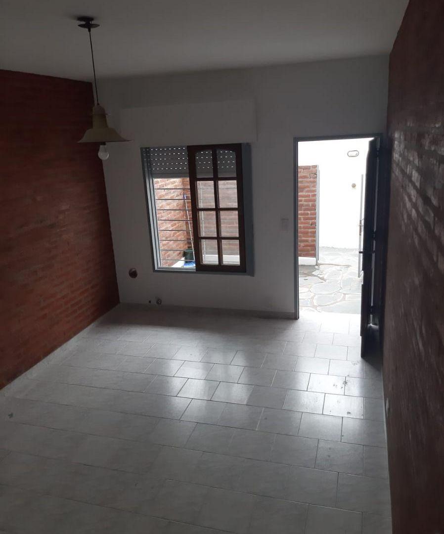 Foto de Ideal inversor. Dúplex de 2 y 1/2 ambientes. Con renta., imagen 4