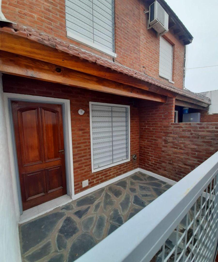 Foto de Ideal inversor. Dúplex de 2 y 1/2 ambientes. Con renta., imagen 2