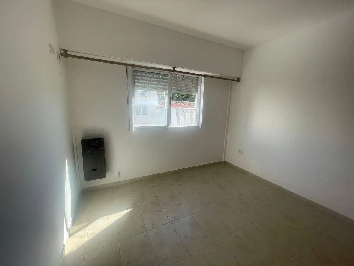 Departamento de 1 Dormitorio con cochera descubierta 3