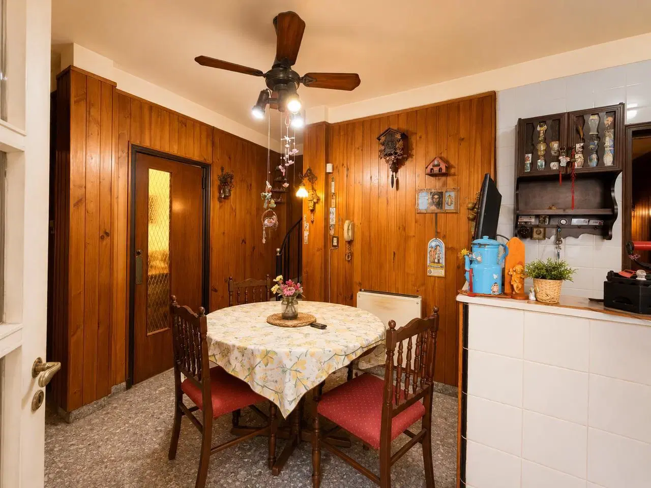 Casa de 5 ambientes más playroom, cochera, terraza y patio en Villa Devoto 3