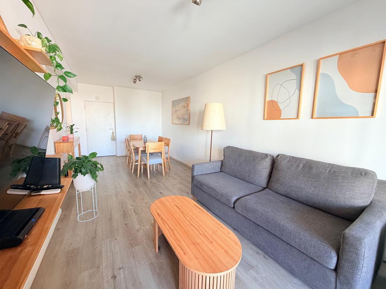 Foto de Excelente semipiso de 4 ambientes con palier privado, balcón, imagen 4