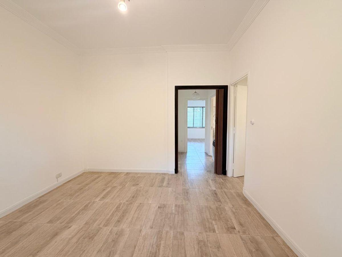 Foto de PH de 3 ambientes en planta baja con patio – En alquiler, imagen 3