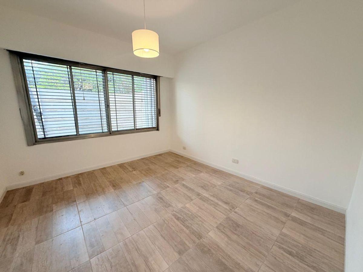 Foto de PH de 3 ambientes en planta baja con patio – En alquiler, imagen 4