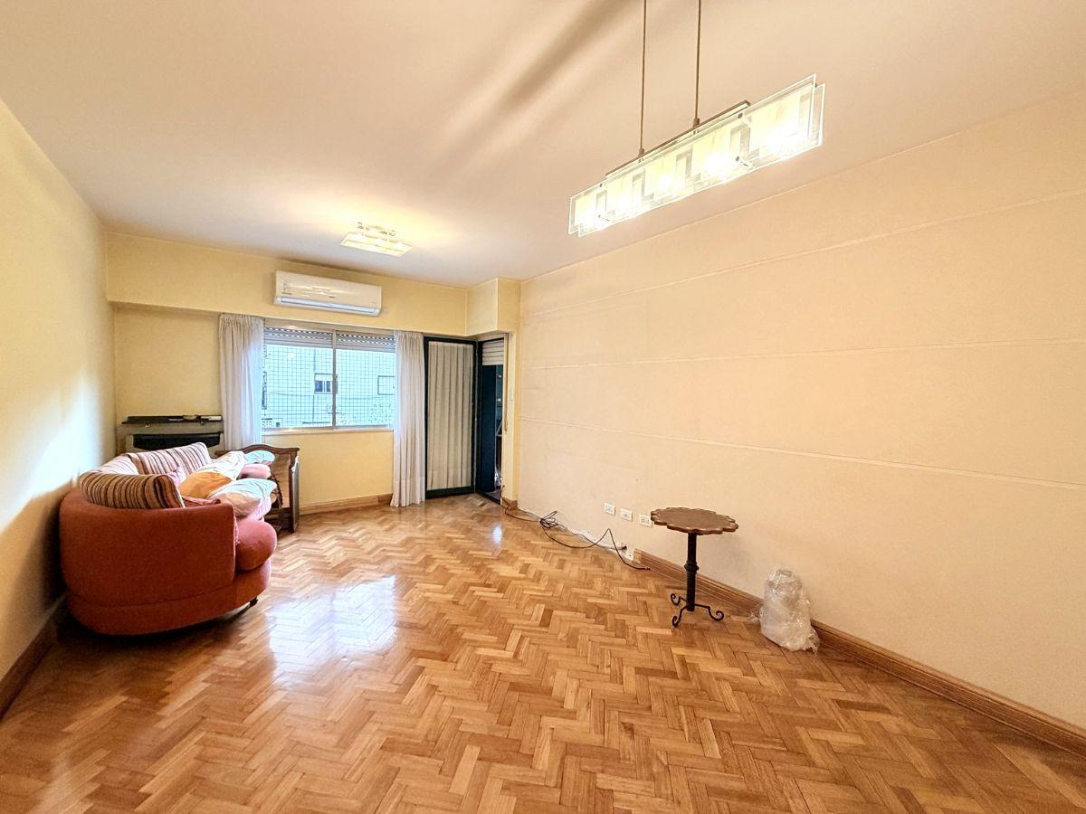 Foto de DEPARTAMENTO DE 4 AMBIENTES CON BALCON Y COCHERA, imagen 2