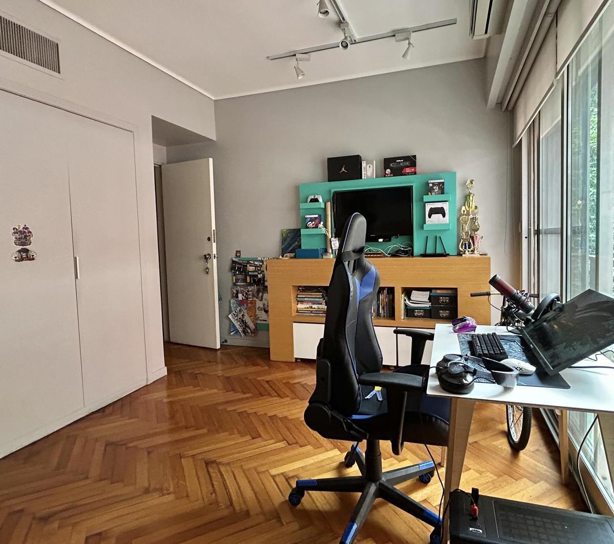 Excelente Piso en Zona Embajadas - 6 Ambientes 1