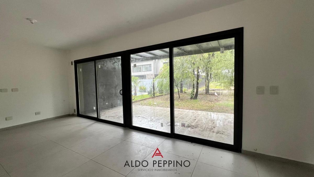 DUPLEX APTO CREDITO NUEVO MALAGUEÑO