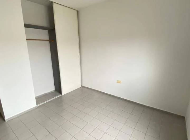 GUEMES - DEPTO DE 2 DORM EN ALQUILER CON COCHERA 5