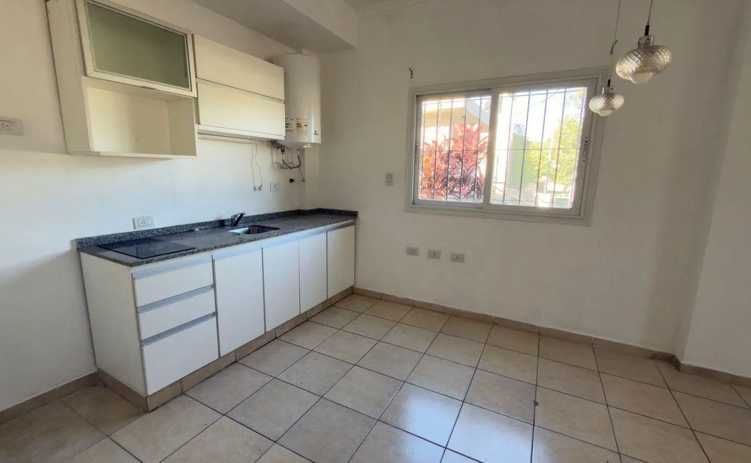 COFICO - DEPTO EN PB DE 1 DORM PATIO EN ALQUILER 5