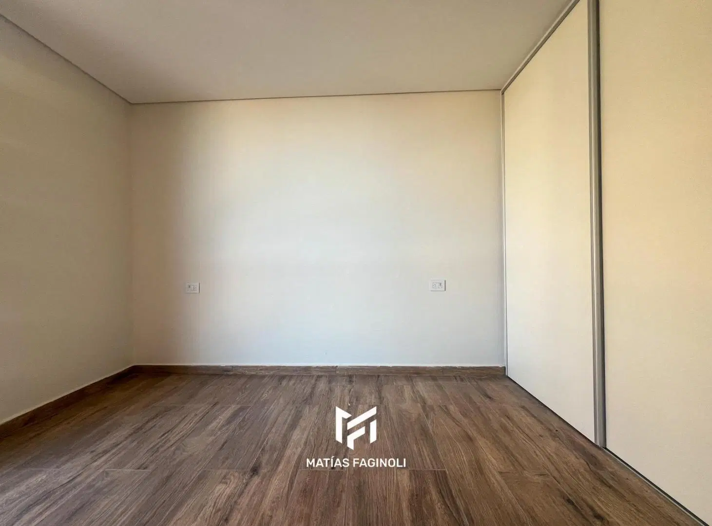 OPORTUNIDAD Opera Plaza Venta Dpto 1 dor. Op. Cochera 4