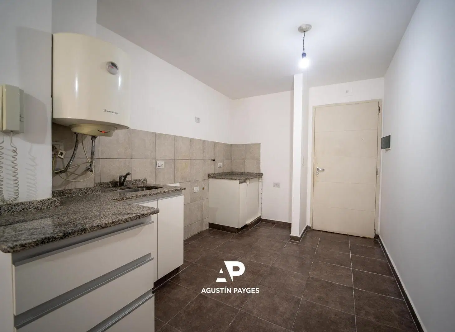 Depto. 1 Dorm Frente c/balcón en Venta, ideal para Inversión 5
