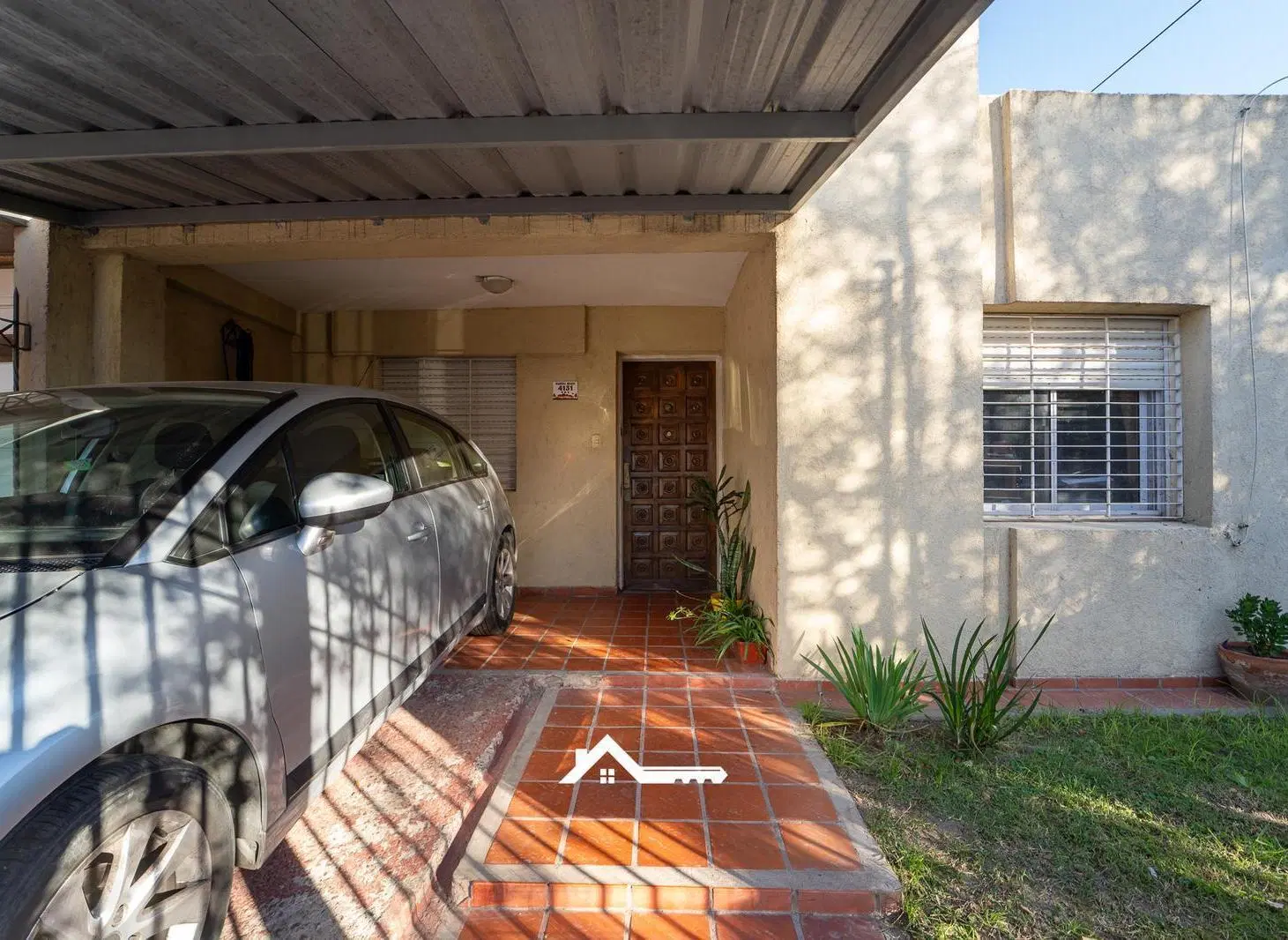 Casa 2 dormitorios en Plata Baja como nueva 70 mil dólares 1