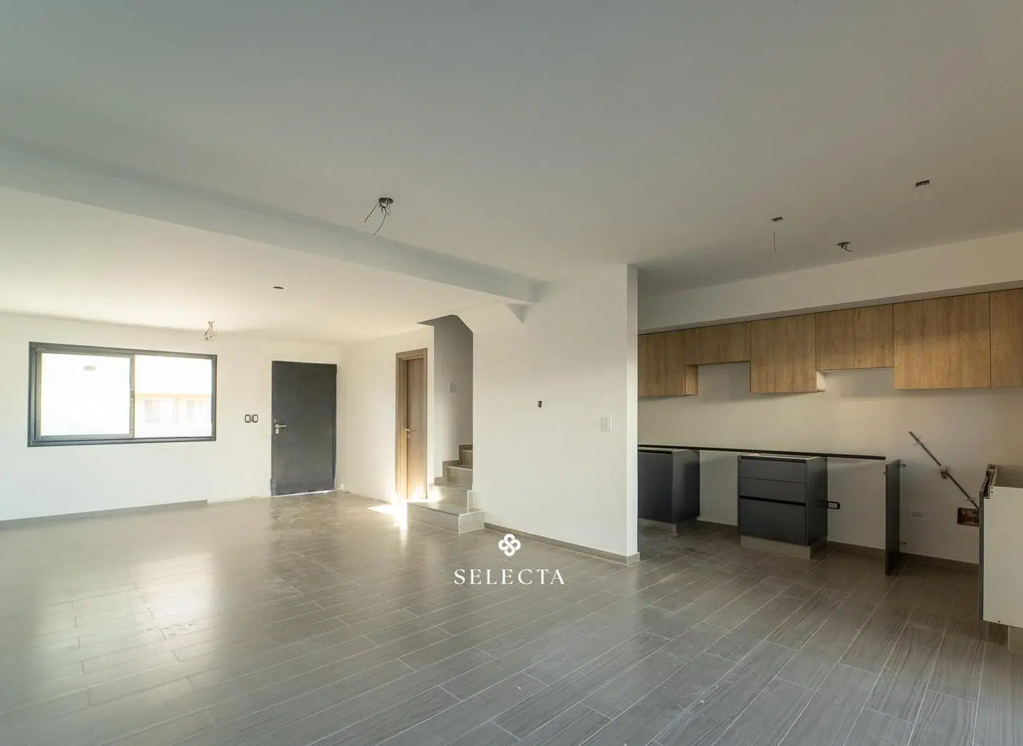 VENDO DUPLEX DE 180 m² 3 DORM. TERRAZAS DE MANATIALES 1
