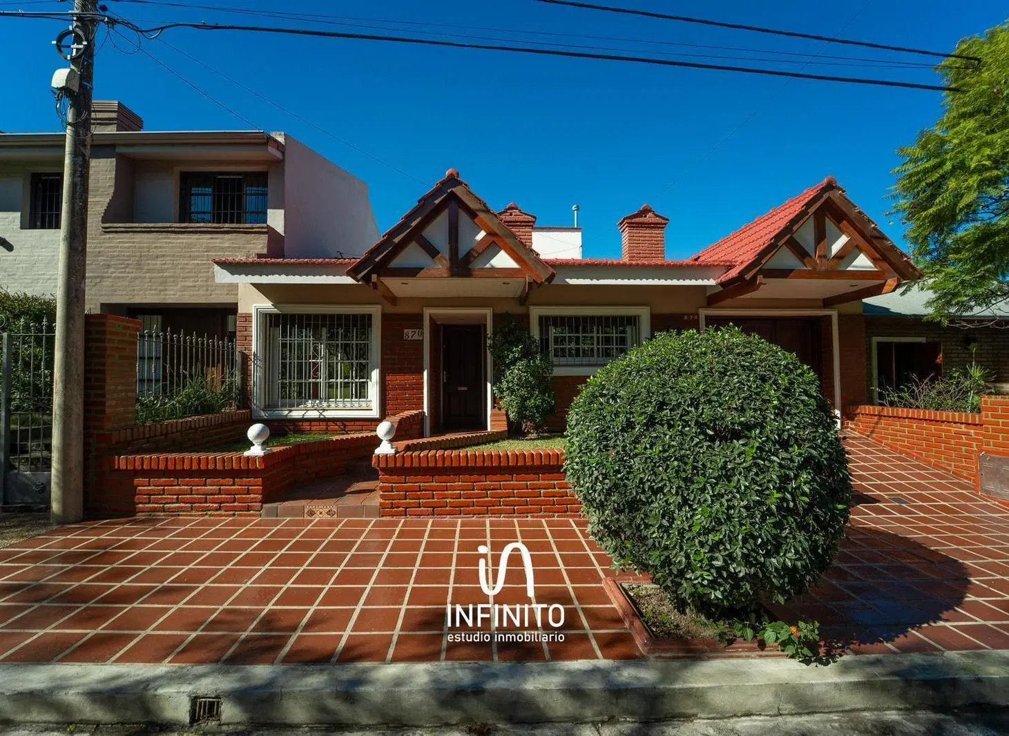 Venta casa barrio Urca tres dormitorios 5