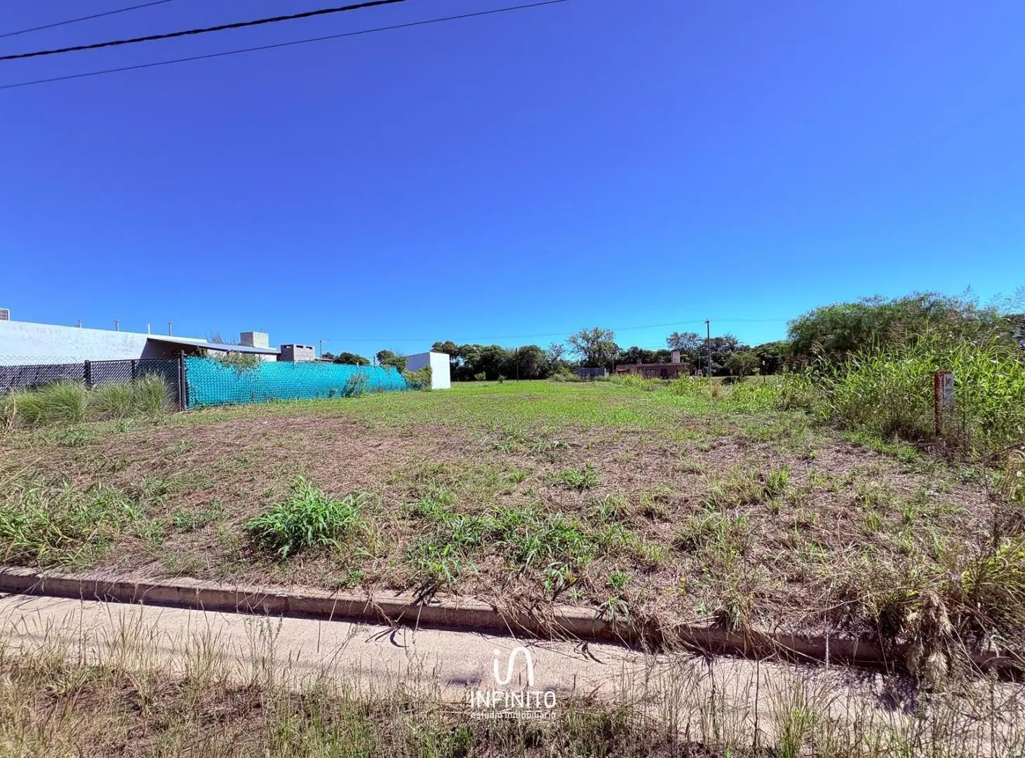 Venta terreno Jardines de la Colonia Tirolesa 1