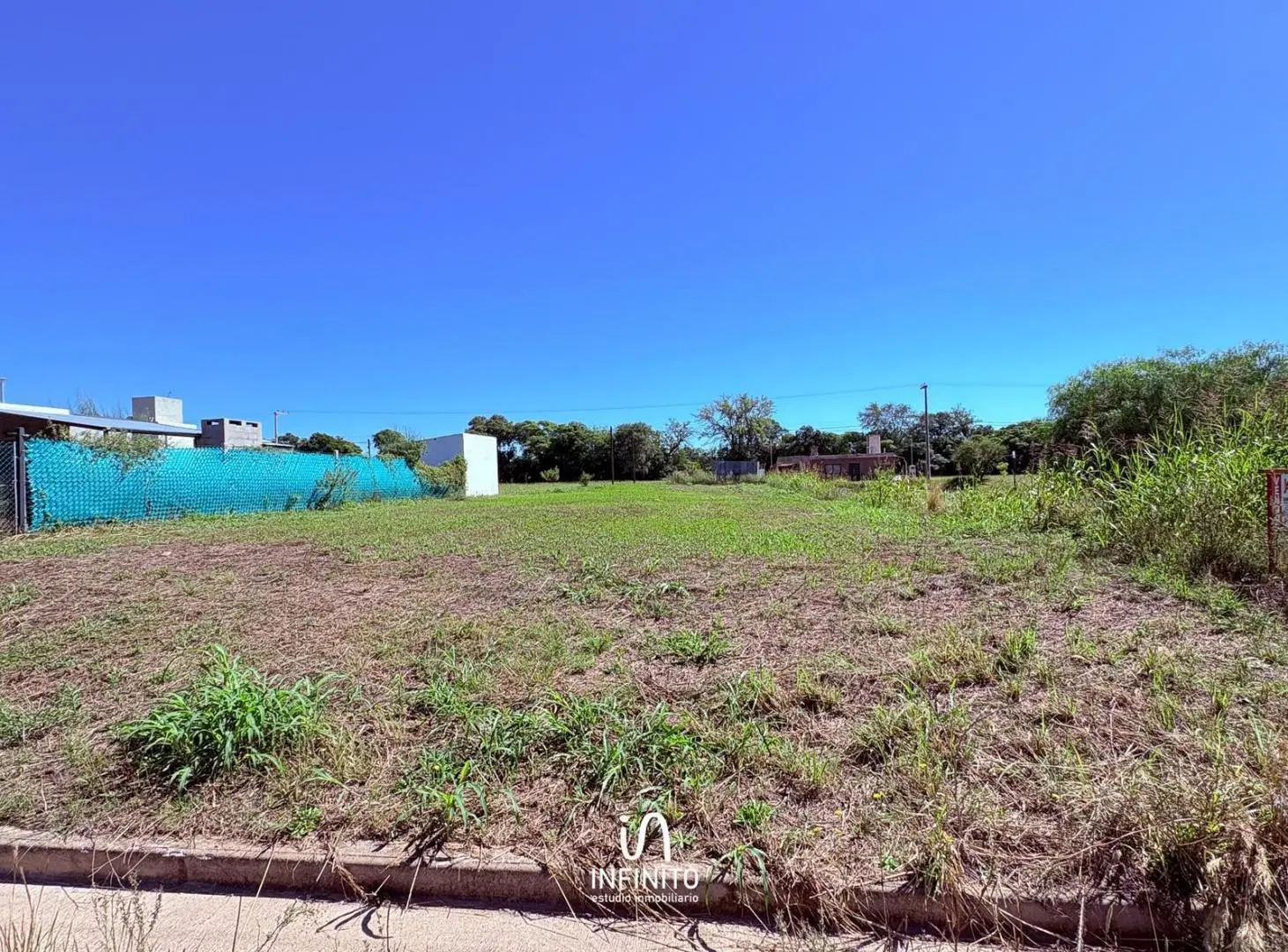 Venta terreno Jardines de la Colonia Tirolesa 4