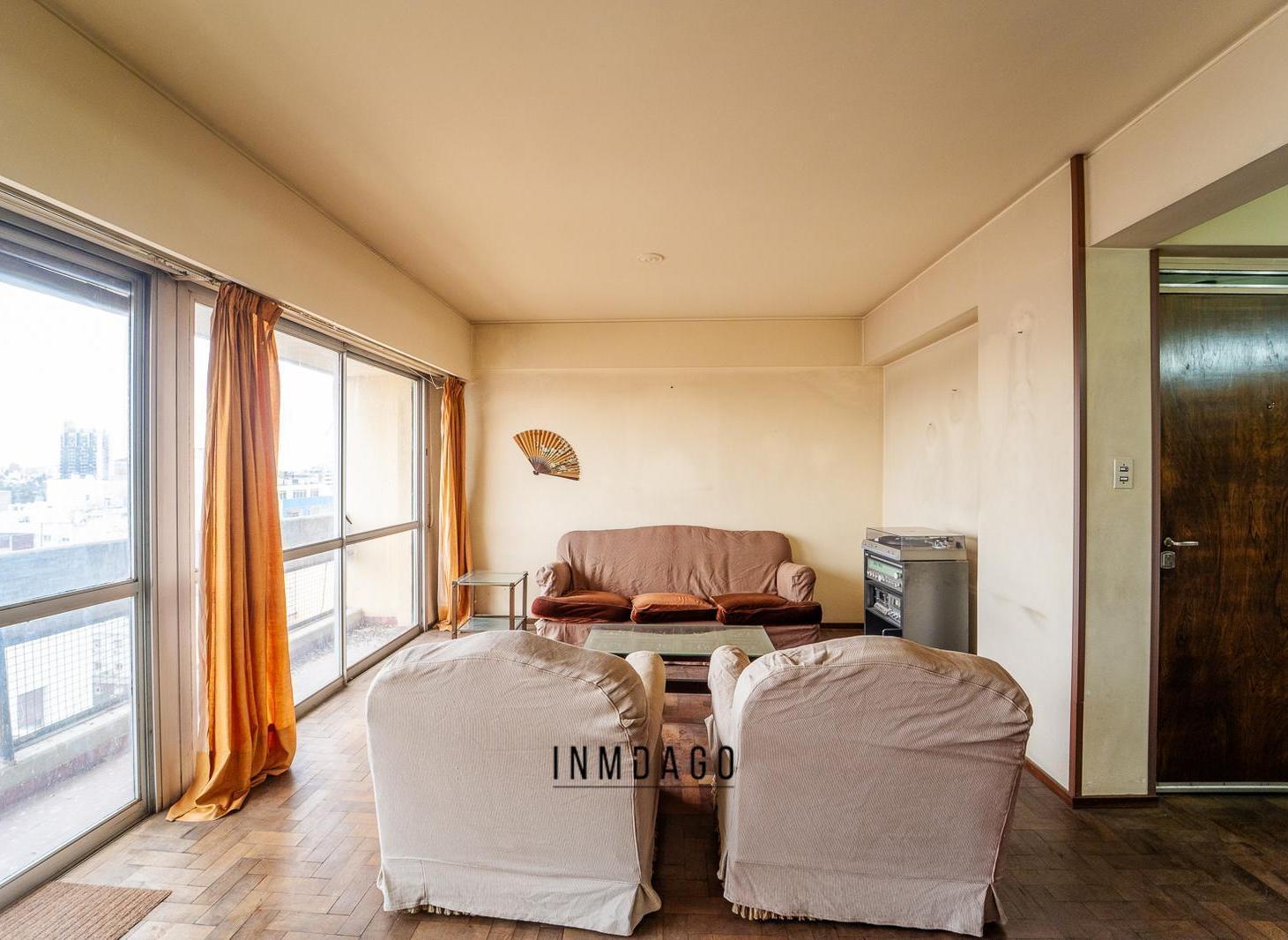 Foto de Departamento de 3 dormitorios con cochera y balcón – Piso 14 | Centro, imagen 2
