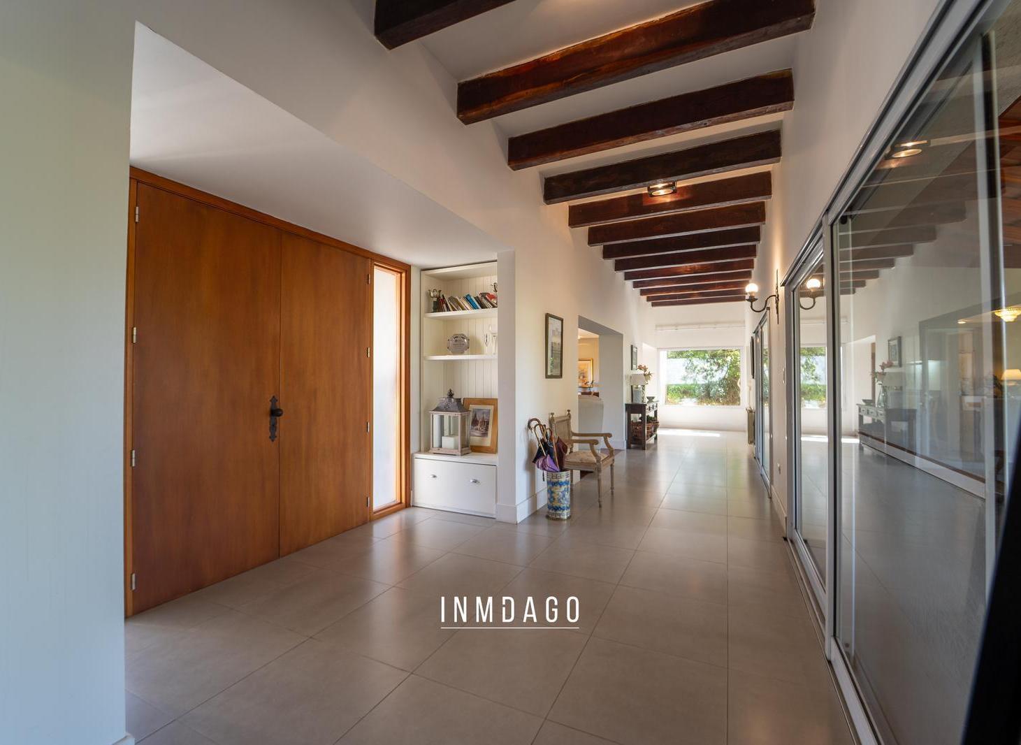 Foto de Casa en 5 Lomas | 2 dormitorios + cuarto de servicio | Excelente, imagen 1