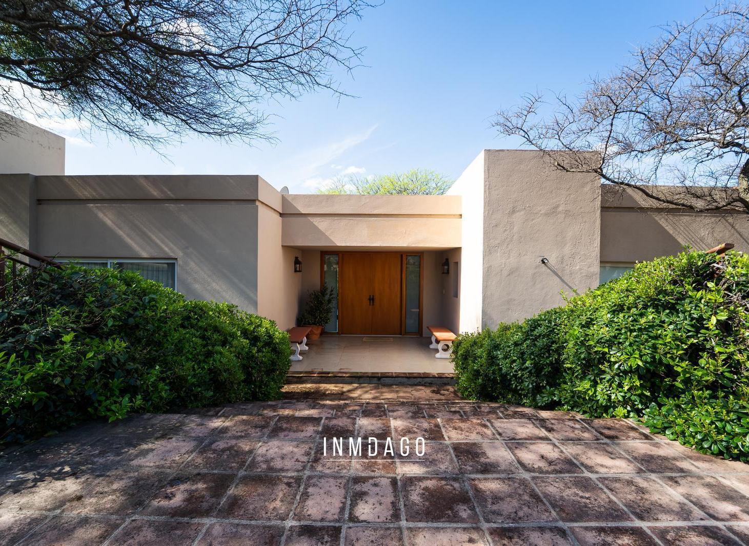 Foto de Casa en 5 Lomas | 2 dormitorios + cuarto de servicio | Excelente, imagen 2