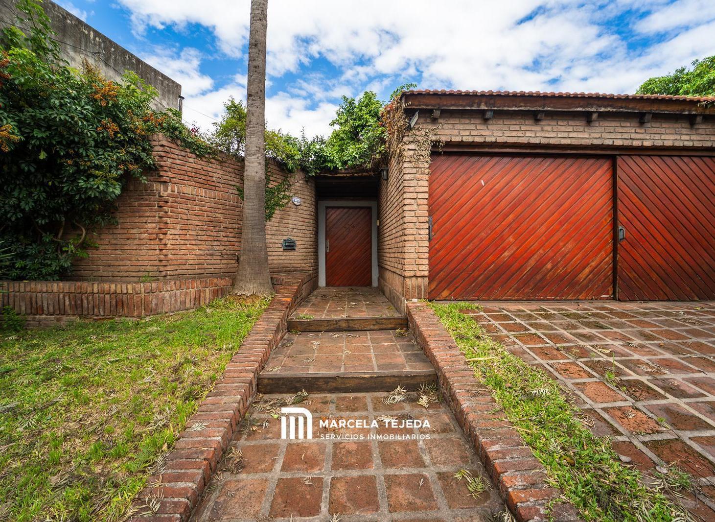 Foto de Casa en Venta Frente al Parque de las Naciones | 3 Dormitorios, Pileta, imagen 1