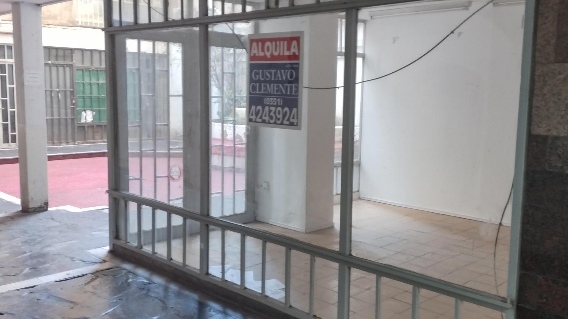 Foto de Local Galería San Francisco s/Av. Velez Sarsfield 156, excelente zona, imagen 2