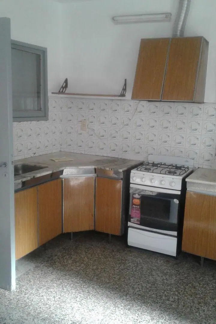 Casa en venta Bº Villa Marta. s/ Pedro N Clara 4169. A 1/2 c. Av. La Cordillera. 2 dorm. 2