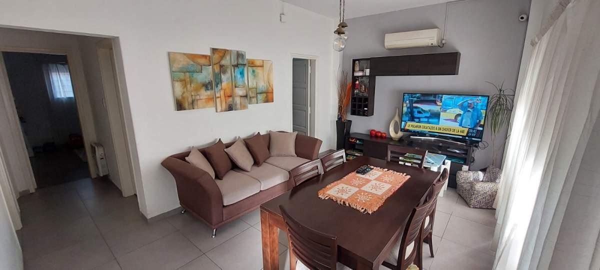 Foto de VENTA - APTO CREDITO Casa 3 Dormitorios 1 Baño - Barrio Jardín., imagen 3