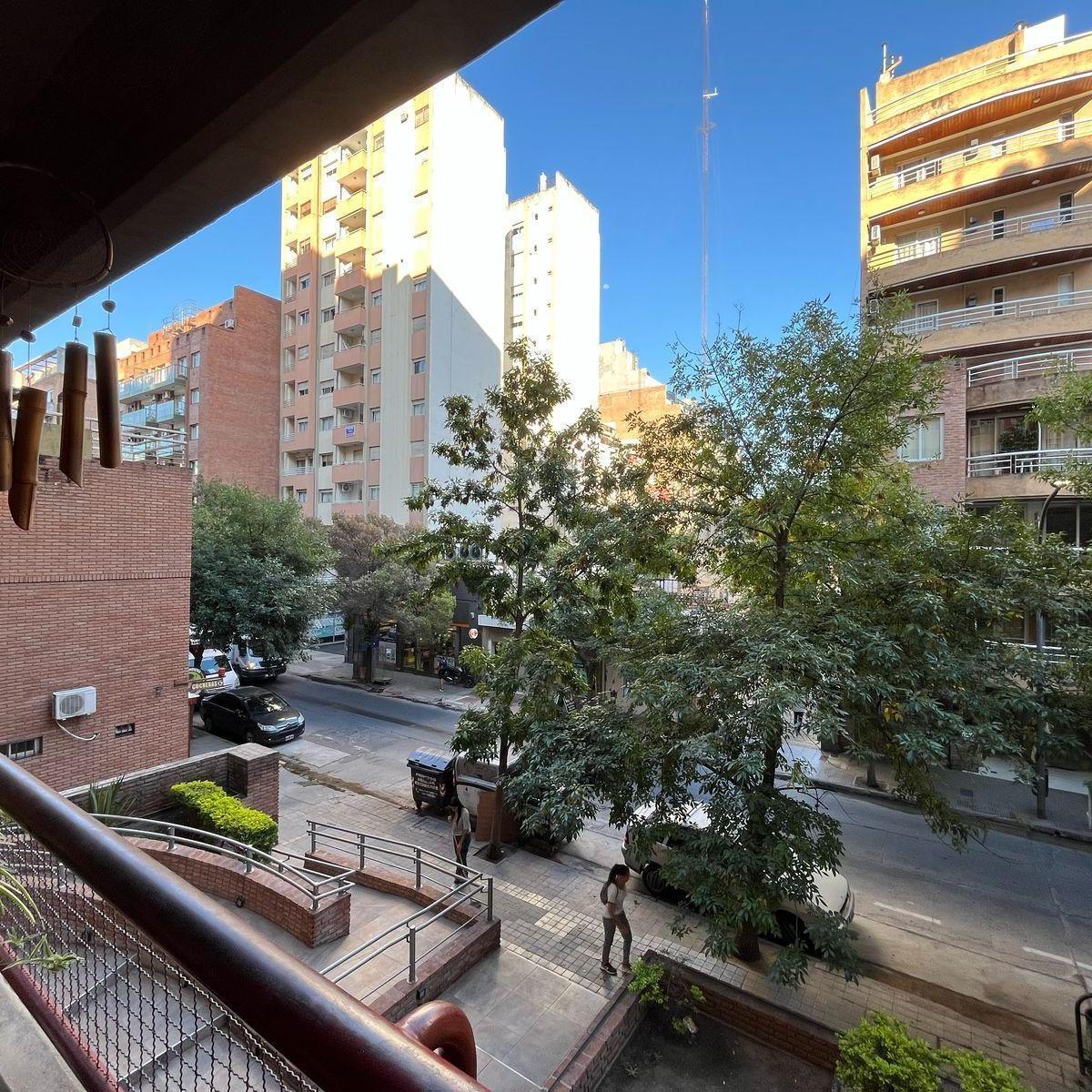Venta - Departamento 4 Dorm. 2 Baños - Nueva Cordoba 2