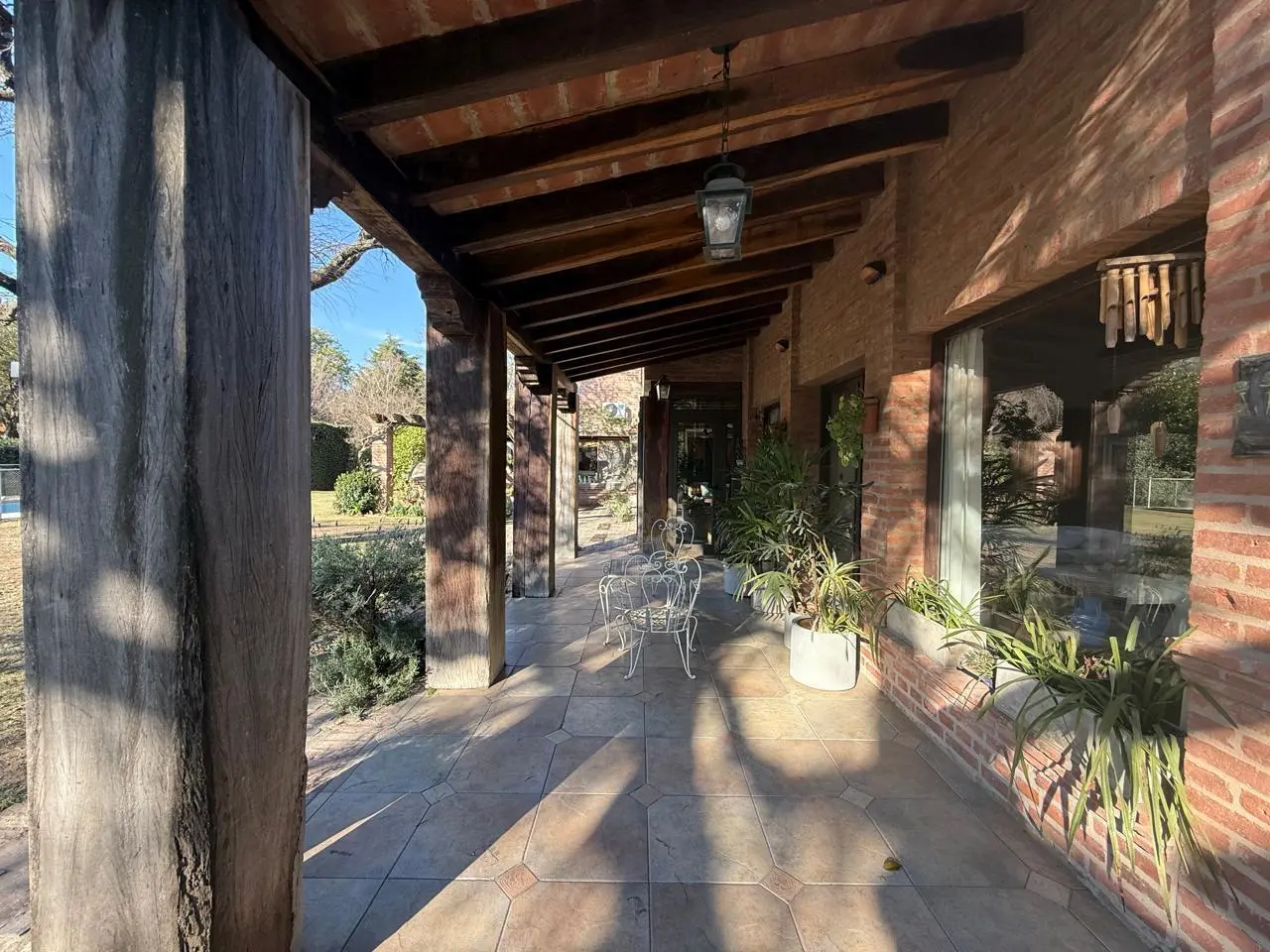 VENTA - INCRIBLE CASA EN COUNTRY JOCKEY CLUB 5