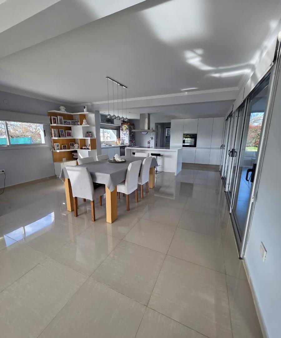 Foto de VENTA - APTA CREDITO CASA 3DORMITORIOS 3BAÑOS - BELA VISTA RIO CEBALLOS, imagen 5