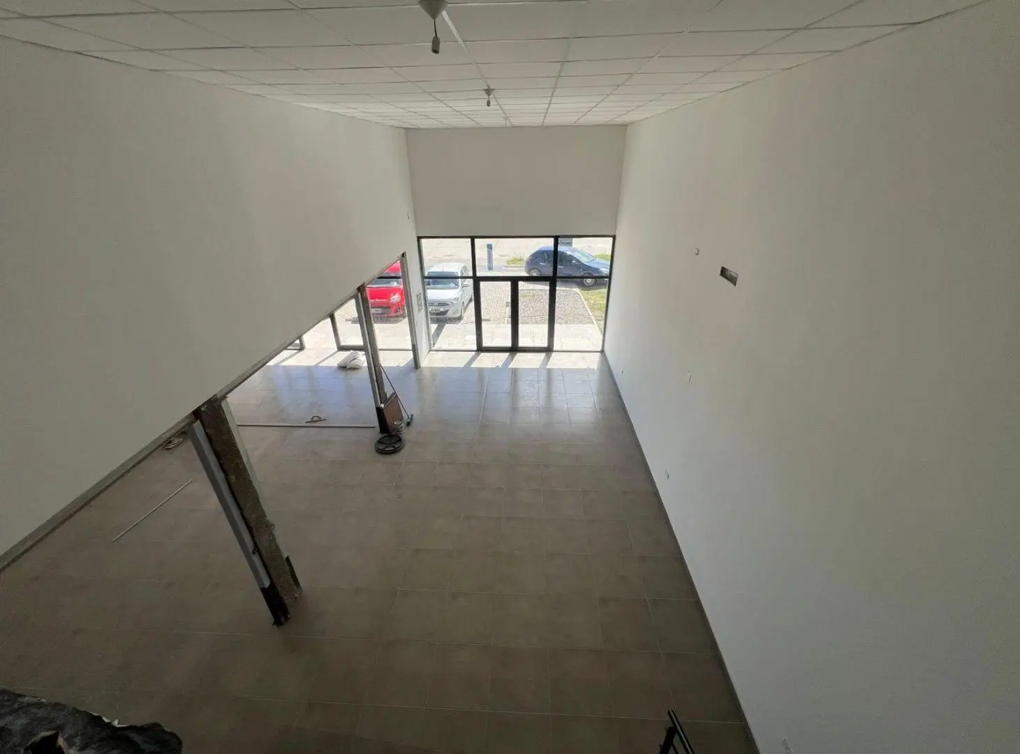 ALQUILER - LOCAL 120m2 APTO GASTRONOMICOS - SOLARES DE MANANTIALES 5