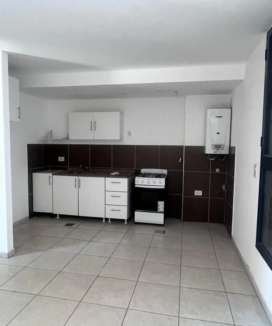 VENTA - DEPARTAMENTO 1 DORMITORIO 1 BAÑO ALBERDI 3