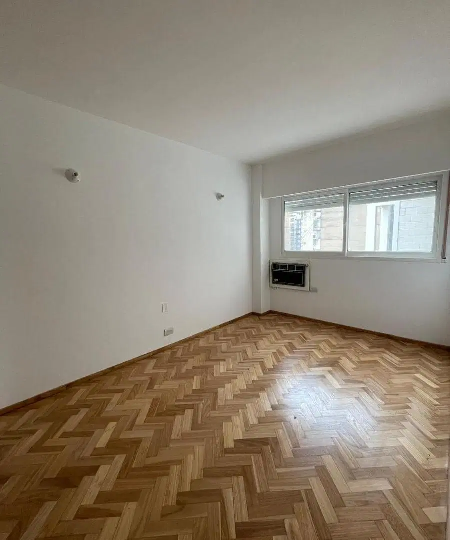 VENTA - SEMI PISO DEPARTAMENTO 3 DORMITORIOS  - CENTRO 2