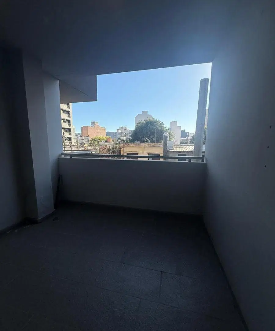 VENTA - AMPLIO DEPARTAMENTO 1 DORMITORIO 1 BAÑO - COFICO 5