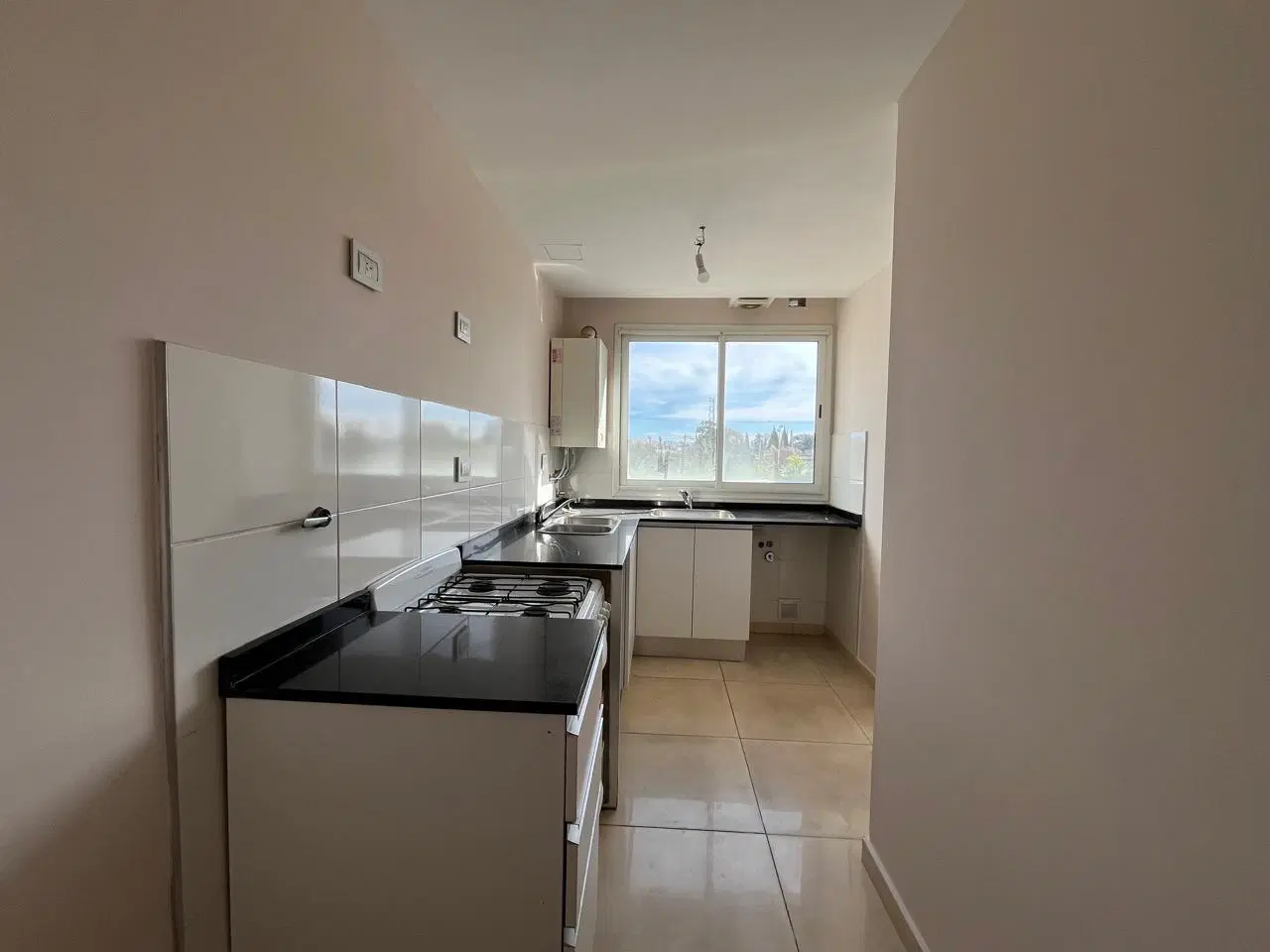 ALQUILER - FONTANAS DEL SUR - DEPARTAMENTO 2DORMITORIOS 2BAÑOS C/ COCHERA 4