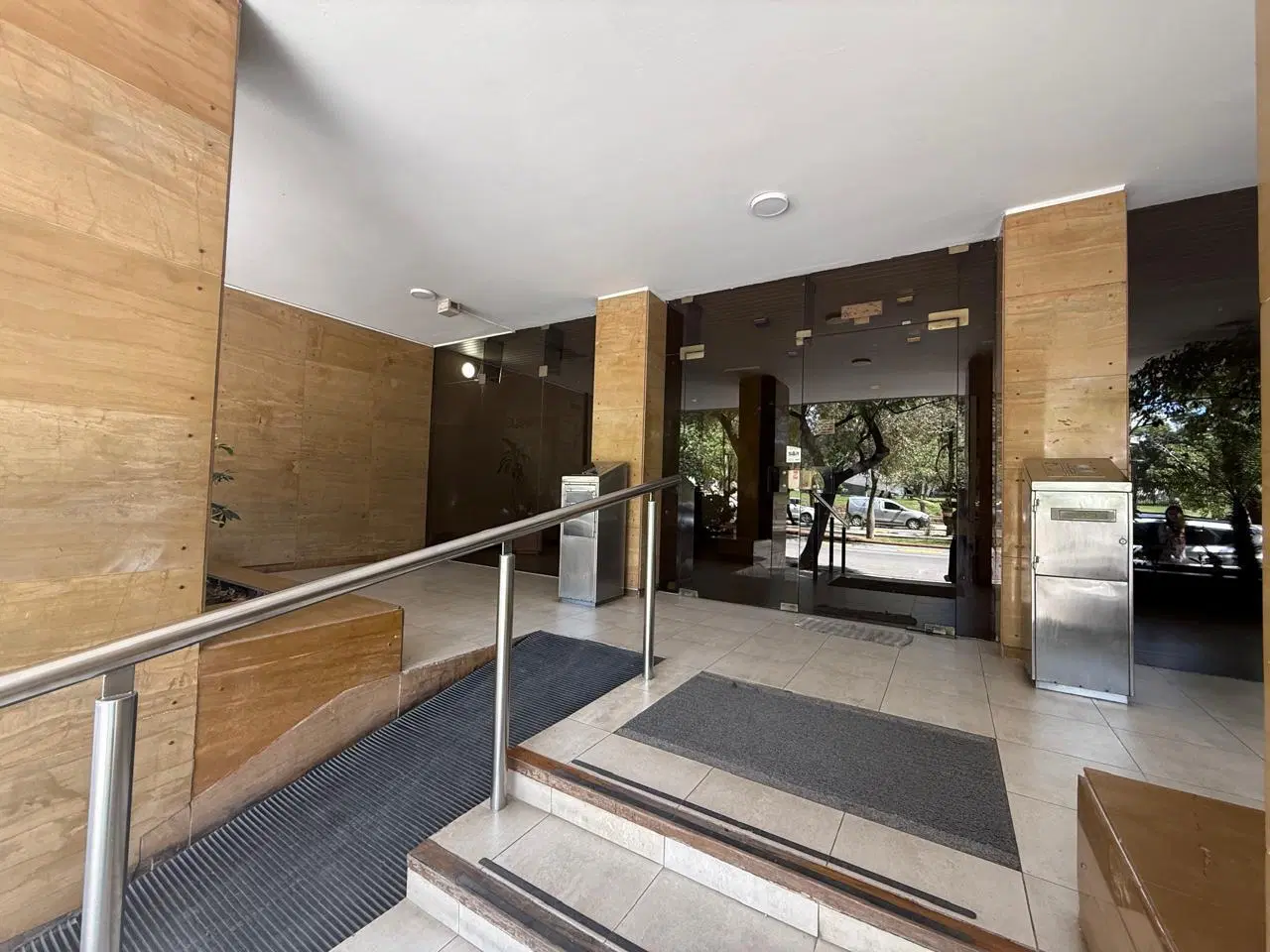 VENTA - EXCELENTE UBICACION DEPARTAMENTO 3 DORMITORIOS 2 BAÑOS - NUEVA CORDOBA 2