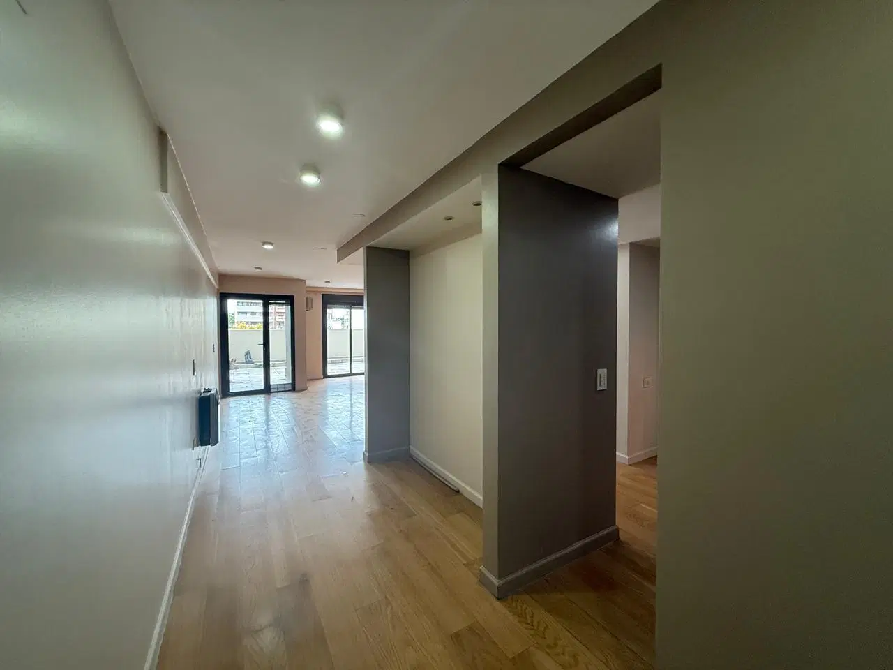 VENTA - DEPARTAMENTO 3DORMITORIOS 2BAÑOS CON PATIO y TERRAZA - EDIFICIO NAZARENO 5
