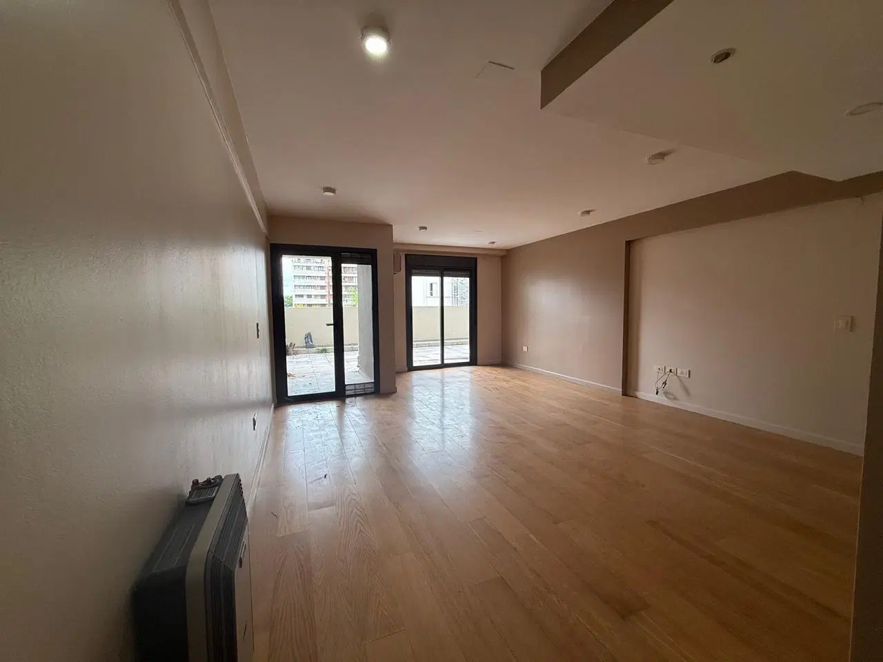 VENTA - DEPARTAMENTO 3DORMITORIOS 2BAÑOS CON PATIO y TERRAZA - EDIFICIO NAZARENO 3