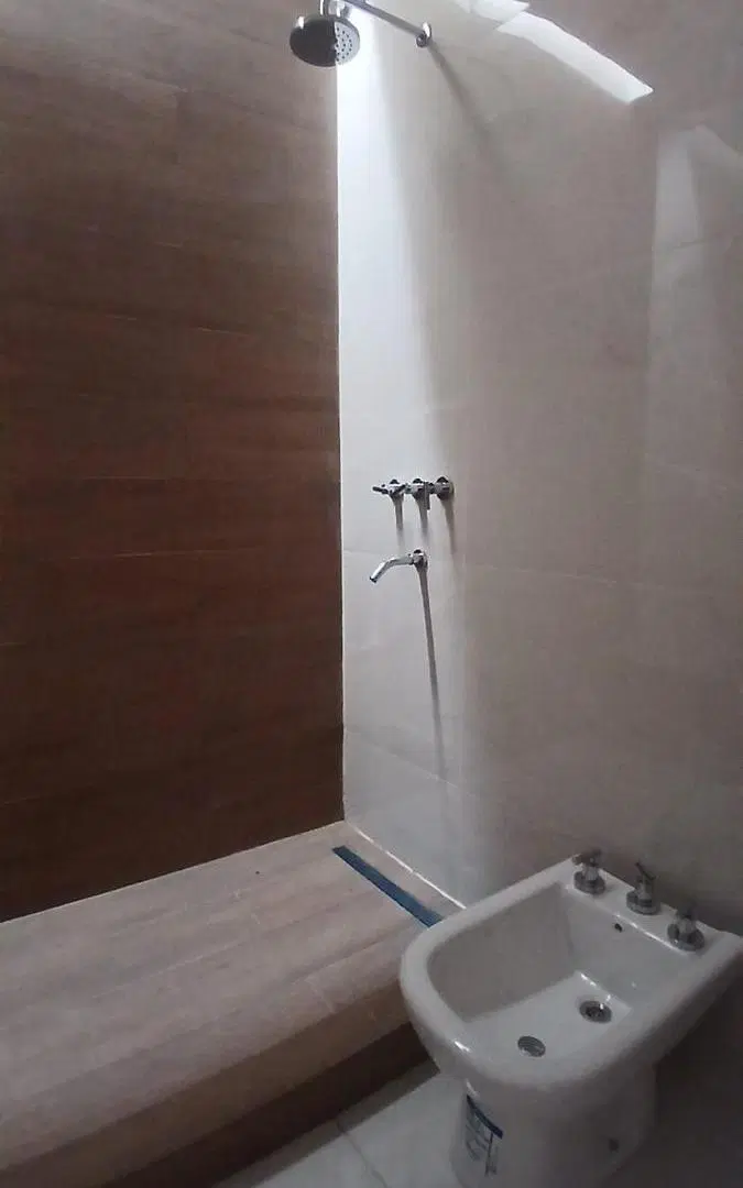 VENTA - CASA TODA EN PLANTA BAJA - RINCONES DE MANATIALES - 3 DORMITORIOS 5