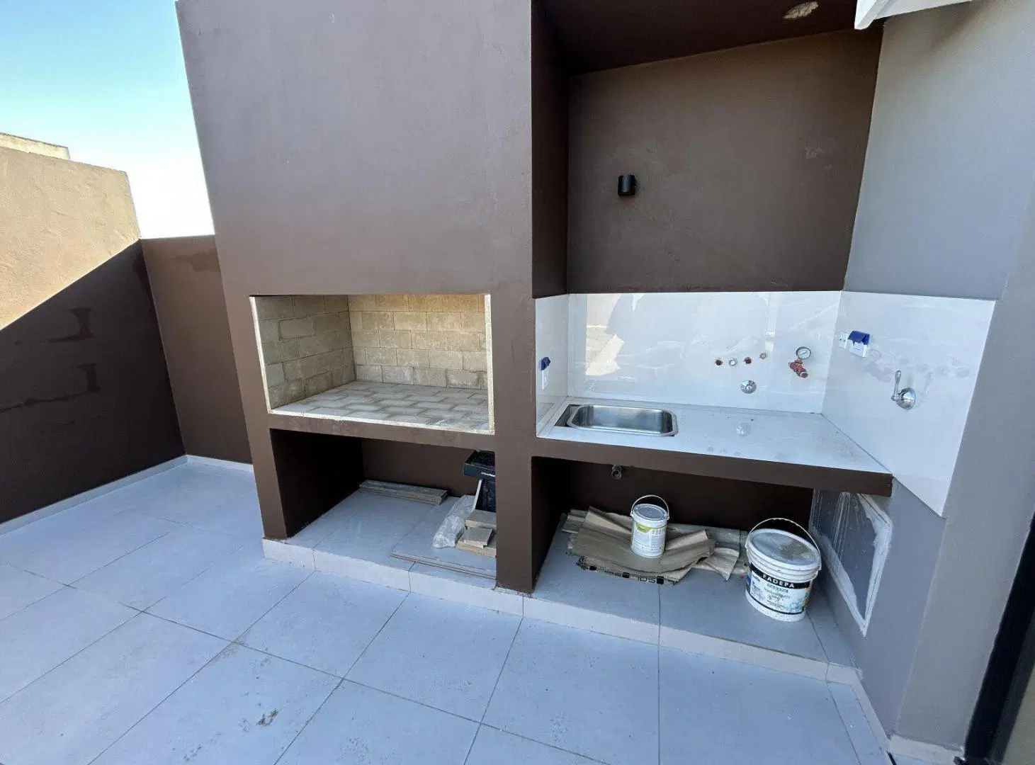 VENTA - CASA TODA EN PLANTA BAJA - RINCONES DE MANATIALES - 3 DORMITORIOS 4