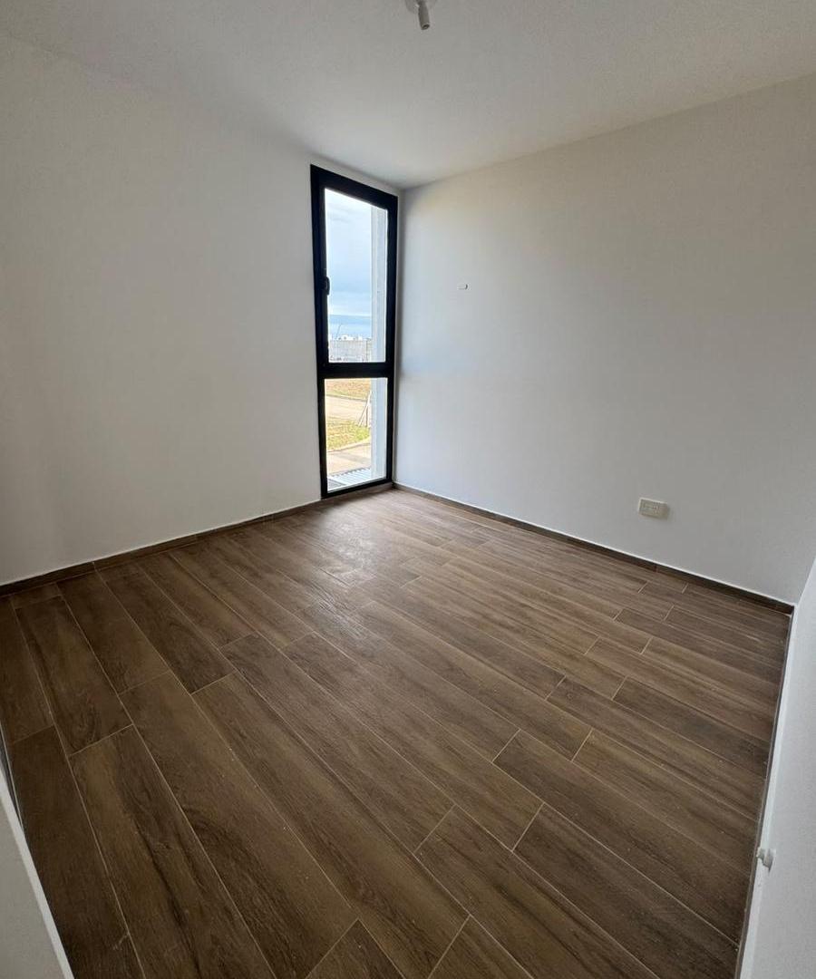 Foto de ALQUILER - DUPLEX 3 DORMITORIOS 2 BAÑOS - PRADOS DE MANANTIALES, imagen 5