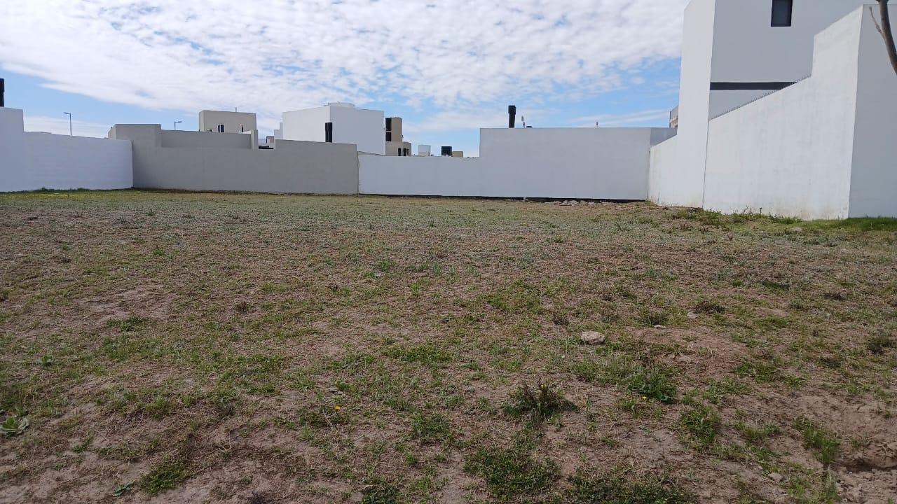 Foto de EXCELENTE LOTE ETAPA UNO APTO DUPLEX 360 M2 - DISTRITO SUR, imagen 1