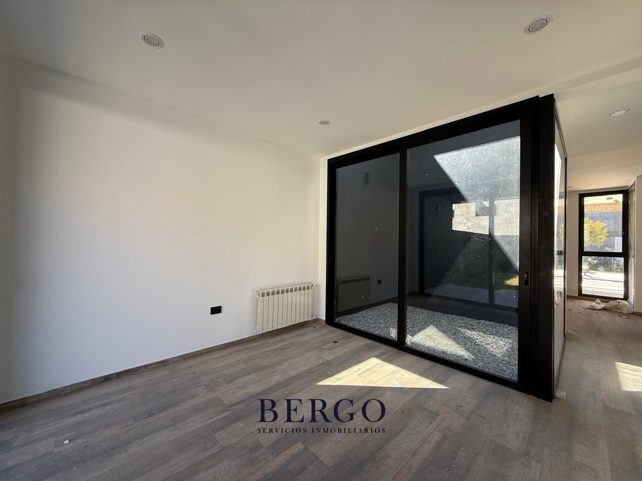 Foto de DÚPLEX PREMIUM EN LA LUISITA CON PISCINA 3 DORMITORIOS 3 BAÑOS, imagen 1