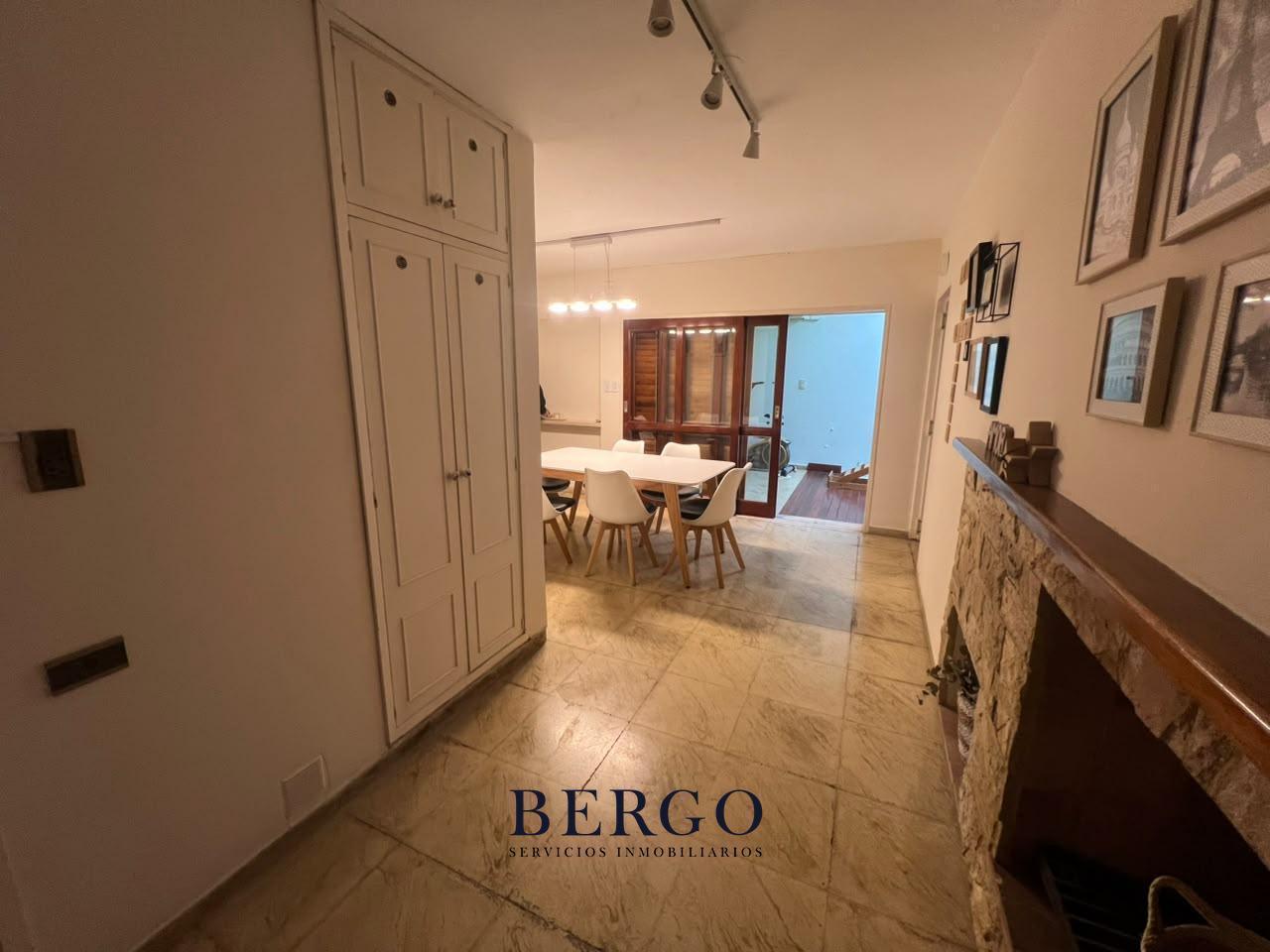 Foto de EXCELENTE UBICACIÓN CASA 4 DORMITORIOS 3 BAÑOS - JARDÍN, imagen 5